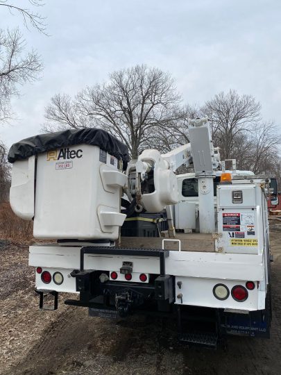 2011-International-4300-Under-CDL-Altec-TA41M-Material-Handler-Utility-Bucket-Truck