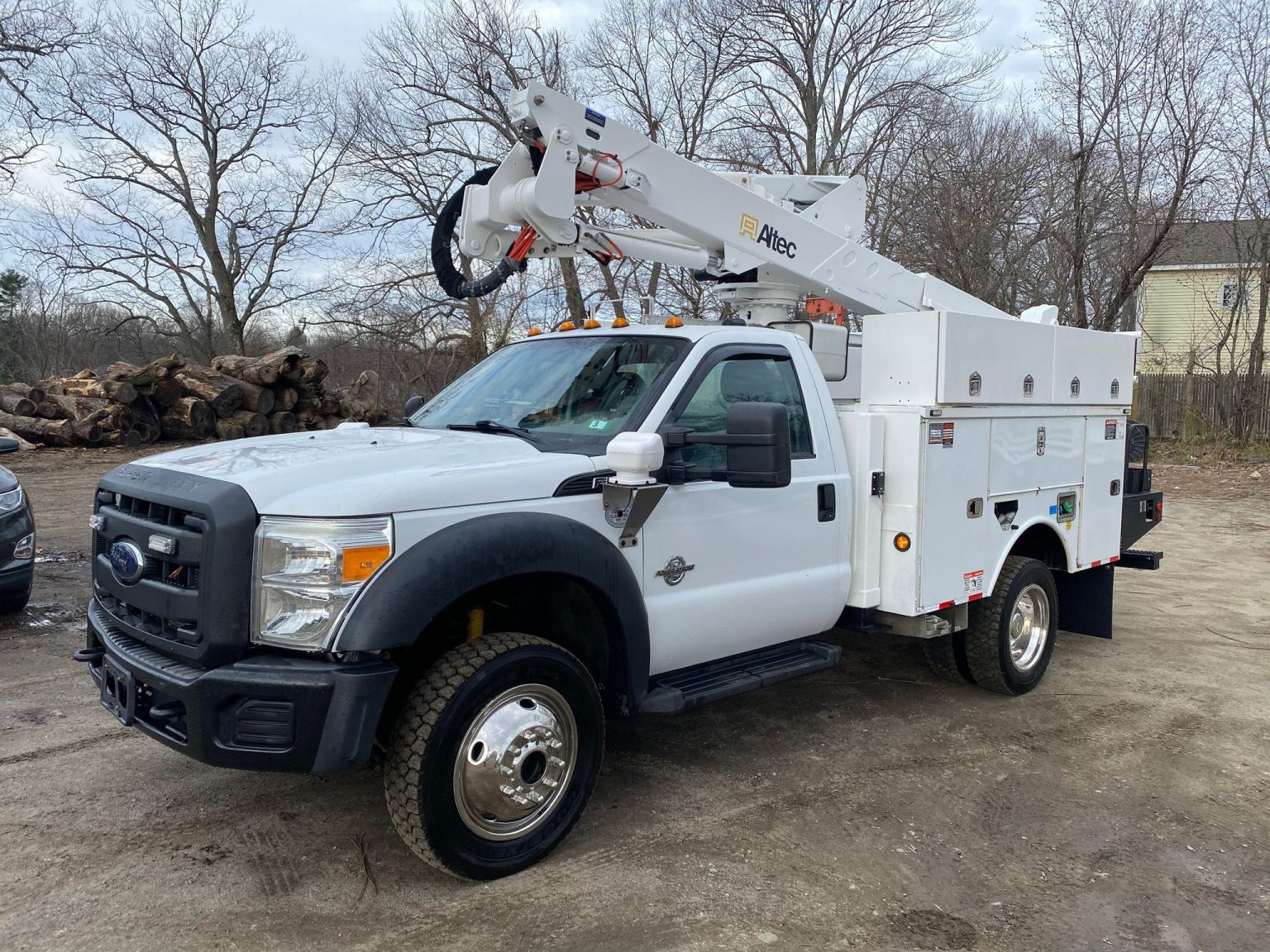 2013 Ford F550 XL 4×4 Altec Utility Bucket Truck - Platinum Truck and ...