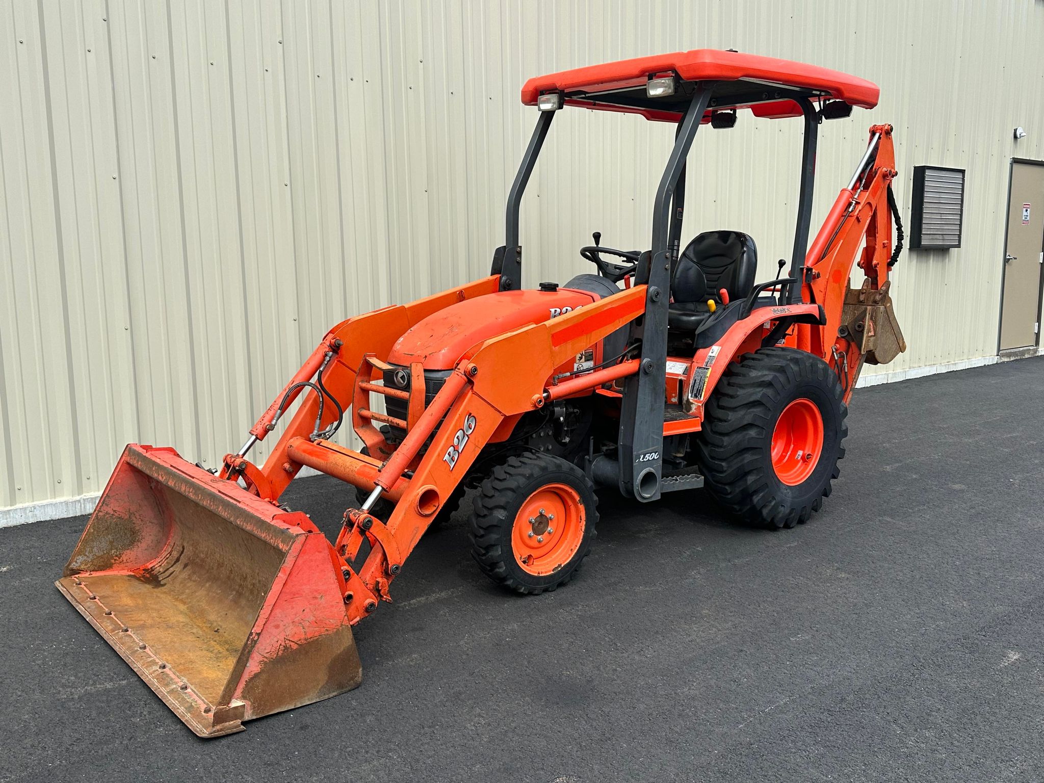 2013 Kubota B26 4x4 Loader Backhoe Tractor - Platinum Truck And Equipment