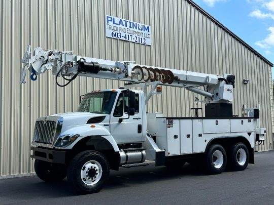 2014-International-7400-6x6-Altec-Digger-Derrick-Truck