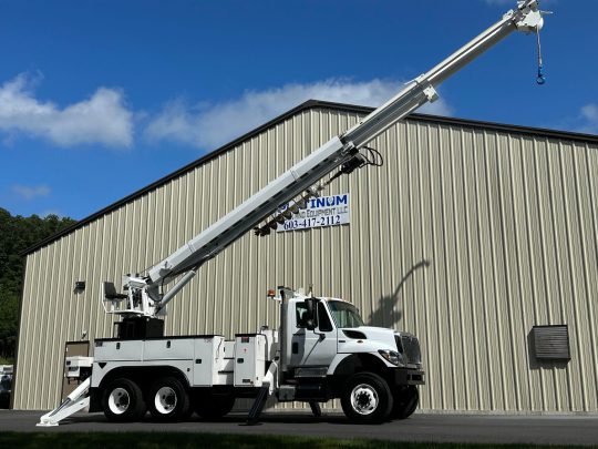 2014-International-7400-6x6-Altec-Digger-Derrick-Truck