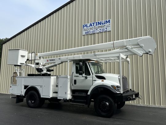 2013-International-7300-4x4-terex-material-handler-utility-bucket-boom-truck