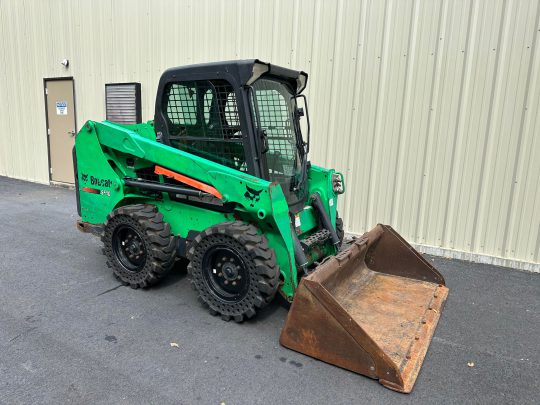 2015-Bobcat-S510-Skid-Steer-Enclosed-Hand-Foot-Control