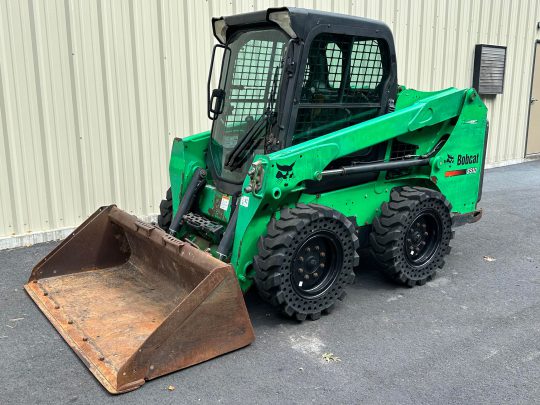 2015-Bobcat-S510-Skid-Steer-Enclosed-Hand-Foot-Control