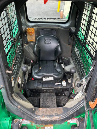 2015-Bobcat-S510-Skid-Steer-Enclosed-Hand-Foot-Control