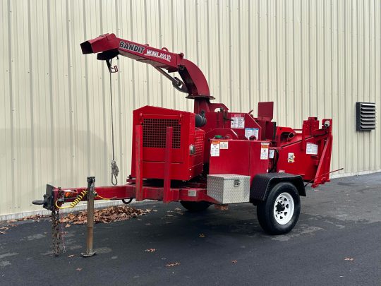 2015-BANDIT-200XP-12”-DIESEL-WOOD-CHIPPER