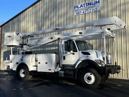 2012-International-7300-4x4-Altec-Material-Handler-Utility-Line-Bucket-Boom-Truck