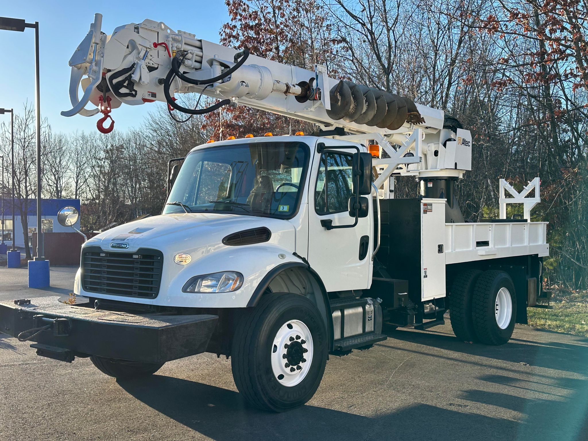 2014-Freightliner-M2-Altec-Digger-Derrick-4x4-utility-truck-bucket-boom-Powerline-truck