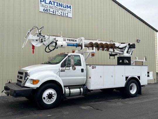 2011-Ford-F750-Terex-Commander-Digger-Derrick-Utility-Line-Transmission-Truck