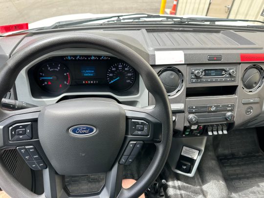 2021-Ford-F750-Under-CDL-Chipper-Dump-Truck