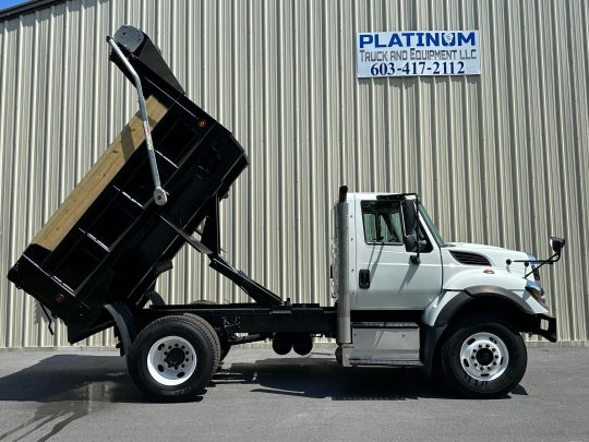 2016-International-7400-J&J-Dump-Truck-Hauler-Tri-Axle-Single-Axle-Tandem-Axle-Dump-Truck