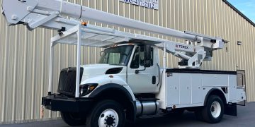 2014-International-7300-4x4-Terex-Material-Handler-Bucket-Truck-Line-Truck-Diesel-6 Speed-Cummins-International-Line-Work-Utility-Truck