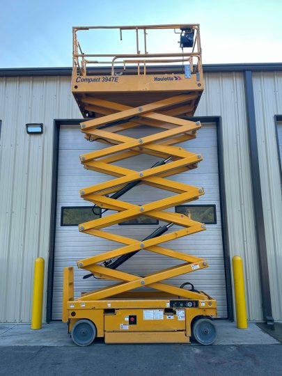 2017-Haulotte-3947E-Electric-Scissor-Lift