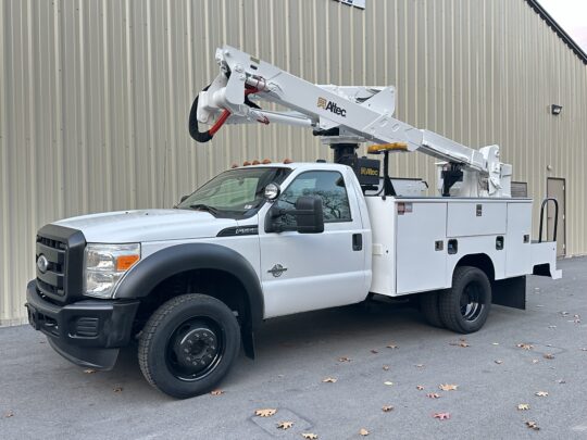 2011-Ford-F550-XL-4x4-Altec-AT37G-Utility-Squirt-Boom-Bucket-Truck-Diesel-Storm-Truck