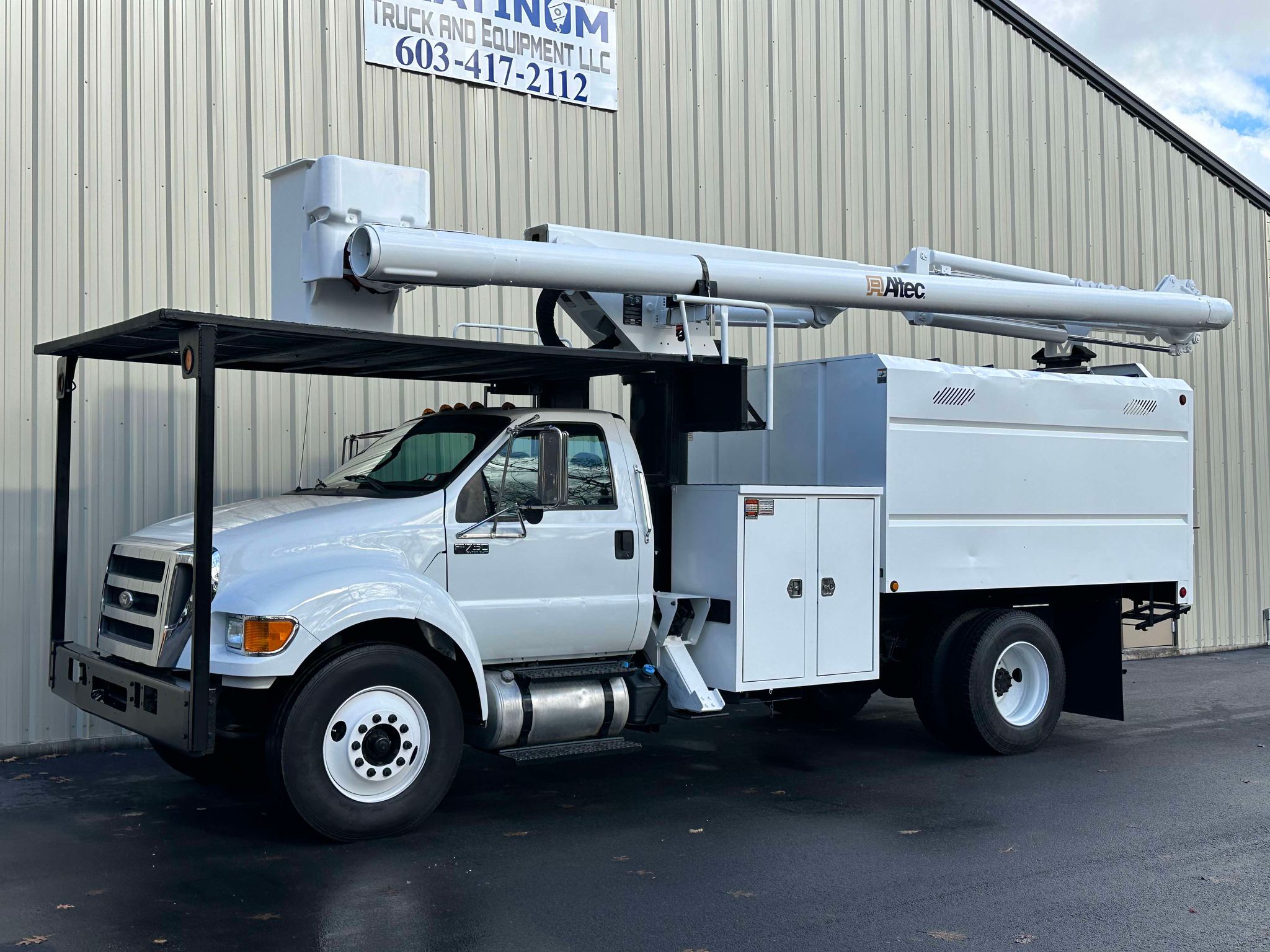 2013-Ford-F750-Altec-Forestry-Bucket-Truck-Boom-Man-Over-Center-Boom-Truck