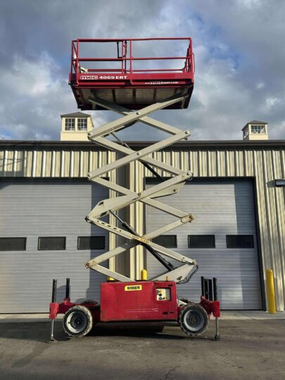 2014-MEC-4069RT-4x4-Rough-Terrain-Scissor-Lift-Jobsite-Construction-Lift